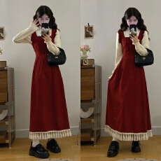 批发实拍  <b class='q'>冬</b>季新款法式复古气质红色流苏背带显瘦连衣裙打底衫两件套