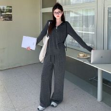 批发胖mm女装<b class='q'>休闲</b>连帽卫衣阔腿裤2025秋季新款<b class='q'>运动</b>纯色套装潮