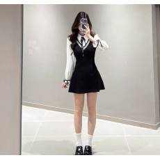 批发学院风假两件长袖<b class='q'>连衣裙</b>女秋季新款高级感气质收腰显瘦小个子短裙