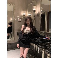 批发秋冬千禧辣妹风豹纹抹胸高级感荡领长袖显瘦包臀收腰连衣裙套装女