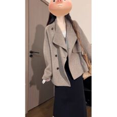 批发【有内衬】大翻领呢子大衣女2025<b class='q'>秋</b>冬毛呢外套小个子赫本风高级感