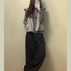 批发简约连帽毛呢马甲女秋冬新款高级感宽松百搭无袖外套潮