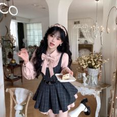 批发深秋新款少女感蝴蝶结衬衫格纹收腰蓬蓬百褶连衣裙