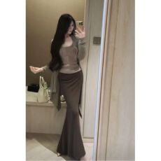 批发<b class='q'>不规则</b>长袖针织慵懒秋季<b class='q'>开衫</b>吊带背心2025半身裙套装