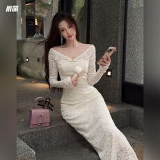 批发名媛风糯糯白雪初秋<b class='q'>一字肩</b>V领长袖连衣裙蕾丝蝴蝶结气质开叉裙