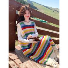 批发早秋穿搭一整套巨好看彩虹条纹流苏<b class='q'>连衣裙</b>打底针织衫两件套装
