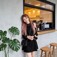 批发韩版露肩小黑裙早春外套辣妹连衣裙女收腰一字肩蓬蓬裙子甜美时尚