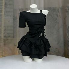 批发暗黑甜酷风黑色蛋糕<b class='q'>蓬蓬</b>裙甜美半身裙显瘦斜领抽绳短袖上衣套装女
