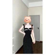 批发黑色荷叶边吊带<b class='q'>连衣裙</b>女2026新款高级感气质波点修身显瘦包臀长裙