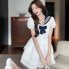 批发法式白色<b class='q'>连衣裙</b>夏季女装高级感气质超仙公主<b class='q'>蓬蓬裙</b>收腰小个子短裙