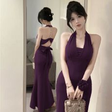 批发纯欲性感紫色挂脖吊带<b class='q'>连衣裙</b>女露背<b class='q'>连衣裙</b>后妈修身包臀长裙礼服