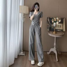 批发简约风格休闲<b class='q'>运动</b>套装女新款网红洋气短袖时髦显瘦阔腿裤两件套潮