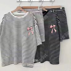 批发<b class='q'>韩国</b>东大门女装夏季新款条纹短袖T恤短裤<b class='q'>套装</b>