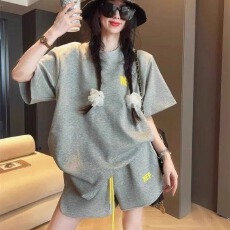 批发慵懒风休闲<b class='q'>运动服</b>套装女夏季2026新款<b class='q'>韩版</b>圆领短袖短裤两件套