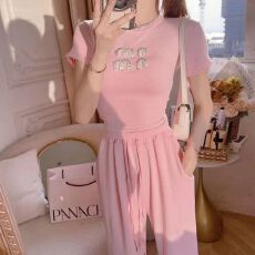 批发冰丝螺纹220克】钻字母<b class='q'>套装</b>女夏露背绑带甜辣短款阔腿裤两件套