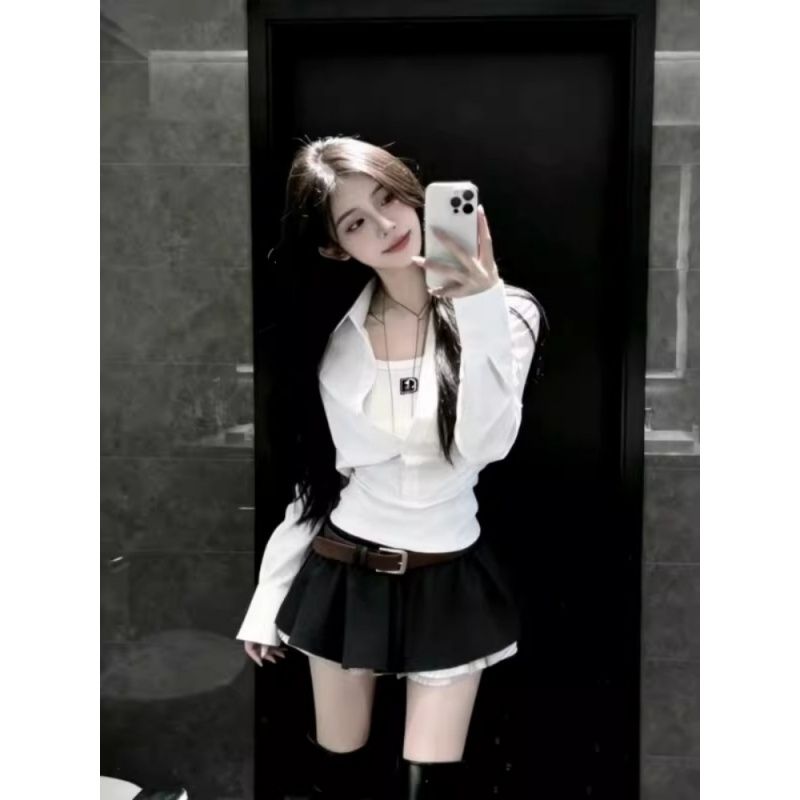 몸매 가꾸기 슬림해 보이는 화이트 페이크 레이어드 맨위 여성 2026 봄 품격 폴로 칼라 긴팔 셔츠 반신 스커트 투피스 세트