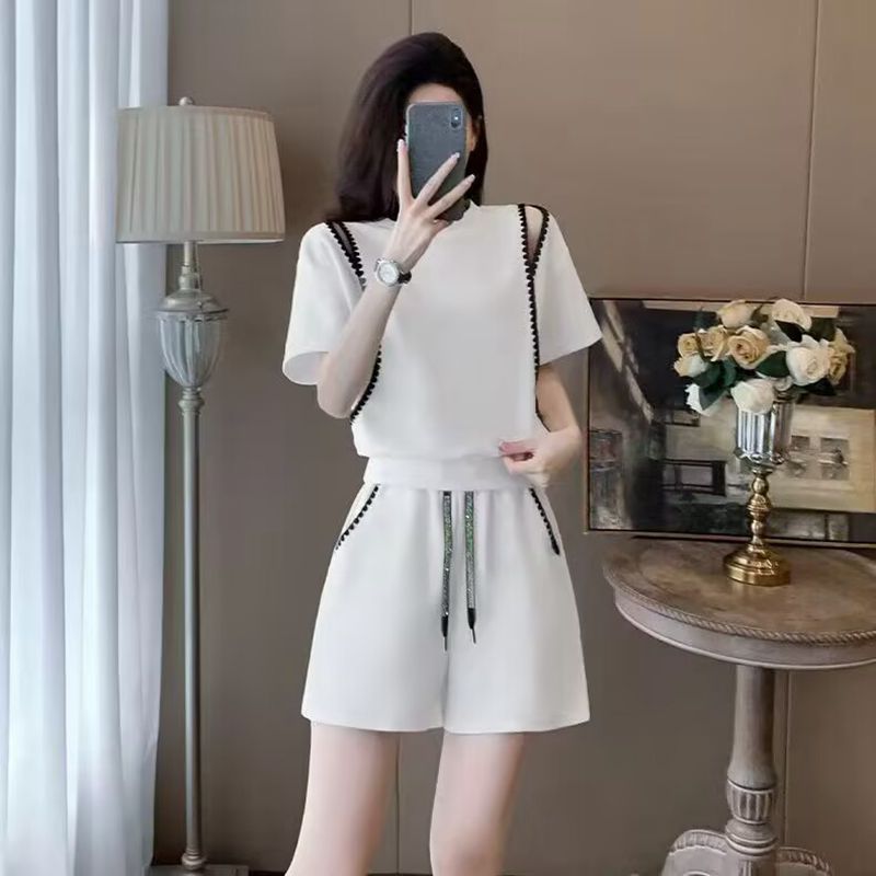 직공 울 여름 새로운 캐주얼 품격 스포츠 슈트 여성 레이스 칼라 오프숄더 반바지 반팔 투피스 세트