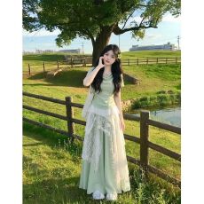 批发旅游穿搭多巴胺森系绿色裤裙<b class='q'>套装</b>夏季绝美巨好看波西米亚长裤裙
