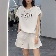 批发欧洲站休闲<b class='q'>运动</b>套装女夏装韩系高级感时尚<b class='q'>百搭</b>短袖短裤跑步两件套