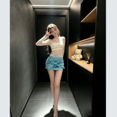 批发韩系度假气质<b class='q'>名媛</b>性感蓝色波点蕾丝罩衫蝴蝶结亮面包臀短裙两件套