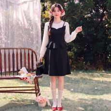 批发<b class='q'>大码</b>连衣裙女秋季2026新款轻奢风黑白拼接泡泡袖收腰气质长裙裙子