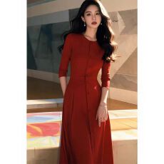 批发<b class='q'>清仓</b>捡漏~专柜外贸女装今年流行气质女神范轻奢高级感红色<b class='q'>连衣裙</b>