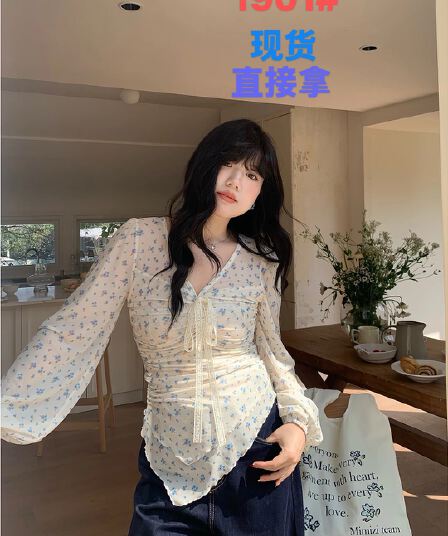 쌀 쌀 어린이 봄날 개회사 파란색 작은 꽃무늬 레이스 레이스업 불규칙 밑단 맨위