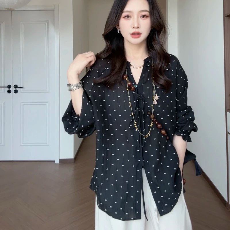 초박형 통기성 프랑스식 도트 무늬 셔츠 슬림해 보이는 맨위 여성