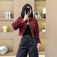 批发实拍有货秋季设计感美式红色牛仔短外套女宽松chic<b class='q'>休闲</b>港风<b class='q'>夹克</b>