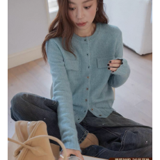 批发圆领羊毛毛衣<b class='q'>开衫</b>外套<b class='q'>女</b>2025新款秋冬爆款高级感慵懒<b class='q'>针织</b>衫