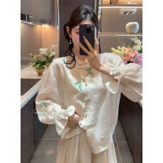 批发新中式气质国风刺绣<b class='q'>长袖</b><b class='q'>衬衫</b>女2026春夏新款温婉休闲百搭御姐上衣