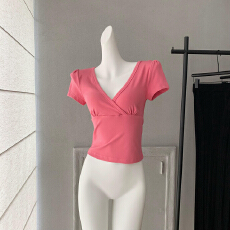 批发黄只只zzpalette 人生辣tee 交叉弹力短款修身正肩显瘦v领<b class='q'>短袖</b>T恤