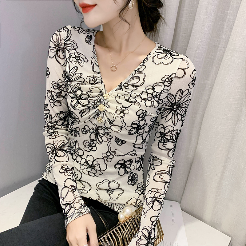 欧洲站秋季新款修身显瘦设计感V领气质网纱长袖打底T恤女 服裝批發女裝批發服飾貨源