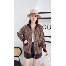 批发2025中年妈妈秋装千鸟格呢子外套洋气新款中年女装秋冬季<b class='q'>时尚</b>上衣