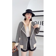 批发妈妈<b class='q'>外套</b>秋装洋气连帽上衣<b class='q'>宽松</b>大码2025新款中老年人秋季针织开衫