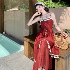 批发云南红色吊带连衣裙女夏日多巴胺穿搭泰式绝美海边度假沙滩<b class='q'>长裙</b>子