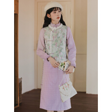 批发紫色系民国风刺绣马甲<b class='q'>改良</b><b class='q'>旗袍</b>裙套装古典少女秋冬两件套