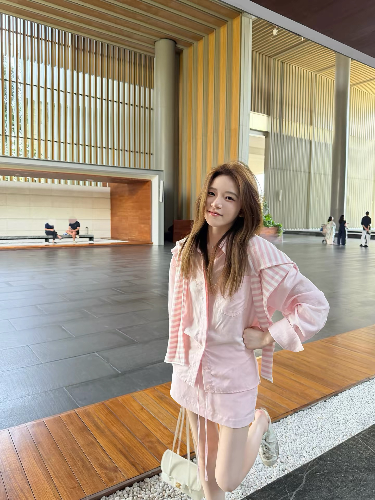 주간 실크 아마 세트 여성 짧은 루즈핏 수 있습니다. 허리 수축 셔츠 인사이드 펌프 로프 짧은 바지 투피스 세트