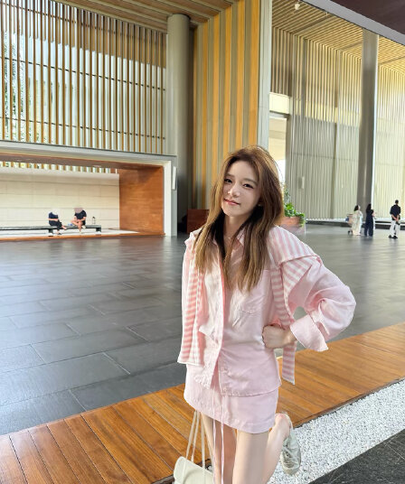 주간 실크 아마 세트 여성 짧은 루즈핏 수 있습니다. 허리 수축 셔츠 인사이드 펌프 로프 미니 스커트 투피스 세트
