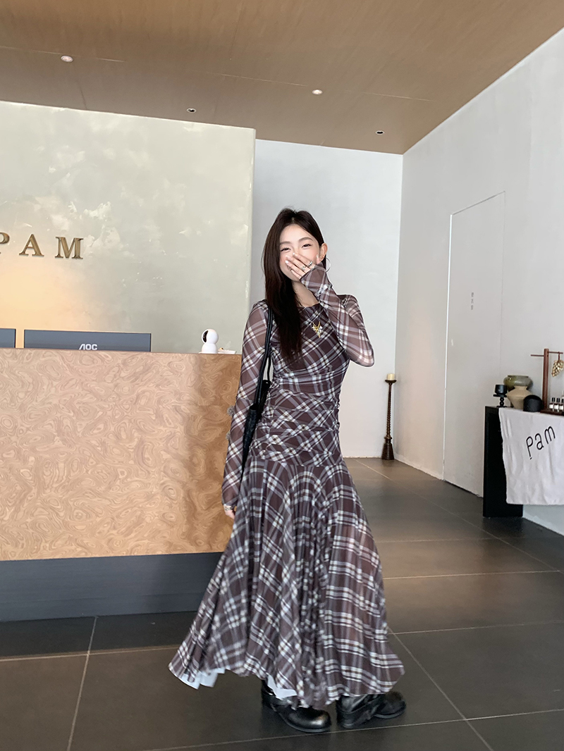실사 프랑스식 레트로 체크무늬 긴팔 Tulle 여성 드레스 여름 허리 수축 신축성 몸매 가꾸기 섹시함 롱 스커트 지금