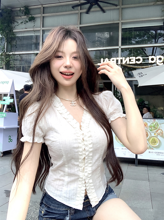 프랑스식 거품 소매 반팔 여성 셔츠 여름 프릴 디자인 센스 셔츠 작은 셔츠 몸매 가꾸기 슬림해 보이는 맨위