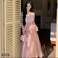 批发Blovelan胡桃夹子 少女感温柔拼接网纱仙女风显瘦长袖连衣裙加厚