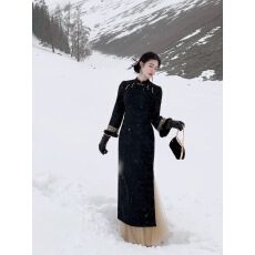 批发凌茜【11.14 10:30AM新品上新】新中式加绒<b class='q'>改良</b><b class='q'>旗袍</b>冬装连衣裙