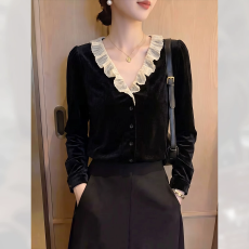 批发小众设计感<b class='q'>小衫</b>2026年秋季新款女装法式轻熟气质今年流行爆款上衣