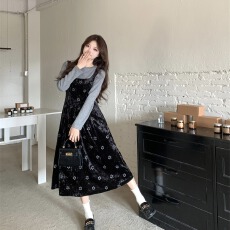 批发实拍~大码女装复古丝绒<b class='q'>连衣裙</b>气质收腰吊带打底裙+加绒加厚打底衫