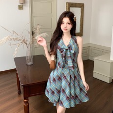 批发实拍微胖大码胖妹妹复古英伦风无袖蝴蝶结格纹百褶打底毛呢<b class='q'>连衣裙</b>