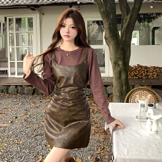 批发实拍大码女<b class='q'>秋</b>冬新款长袖T恤+吊带裙水洗高级感连衣裙pu皮裙两件套