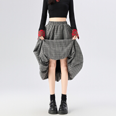 实拍2025秋冬新款显瘦百搭格子花苞裙女生韩版洋气中长裙女