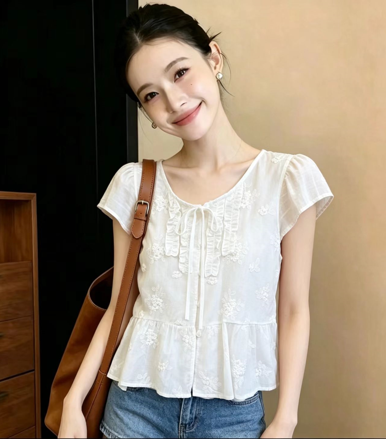 RY8138# 白色刺绣短袖衬衫女夏季2026新款法式温柔风宽松显瘦娃娃衫上衣