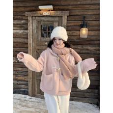 批发实拍~ 软糯羊羔毛可爱乖巧加绒保暖牛角扣加毛加厚<b class='q'>外套</b>棉衣秋冬